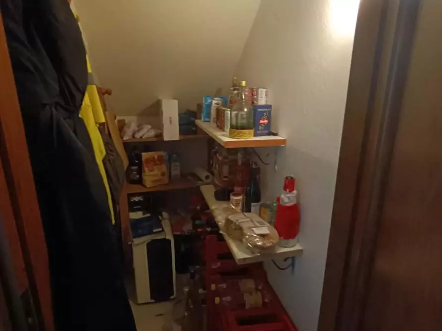 Immagine 37 di Villetta a schiera in vendita  a Carrara