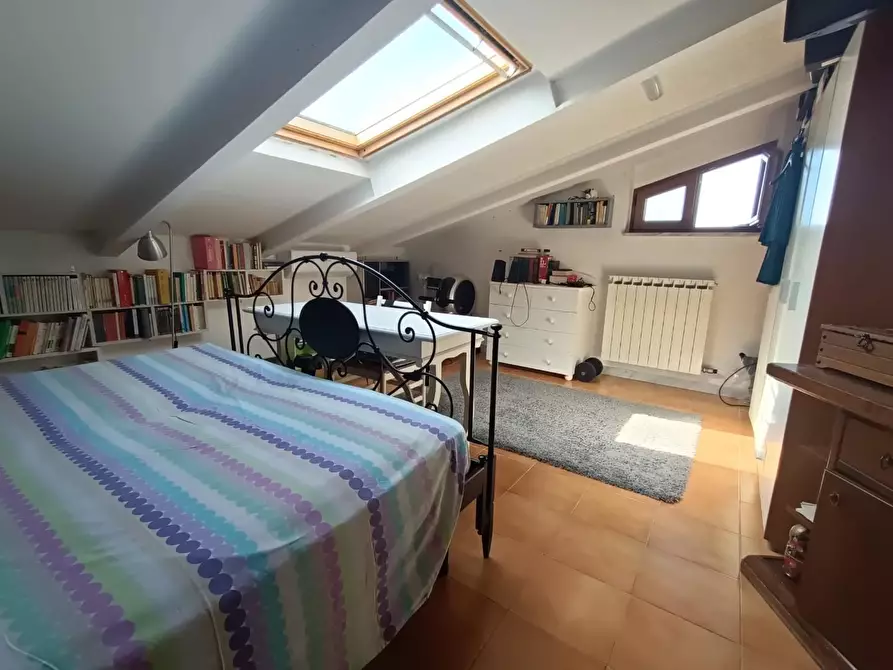 Immagine 24 di Villetta a schiera in vendita  a Carrara