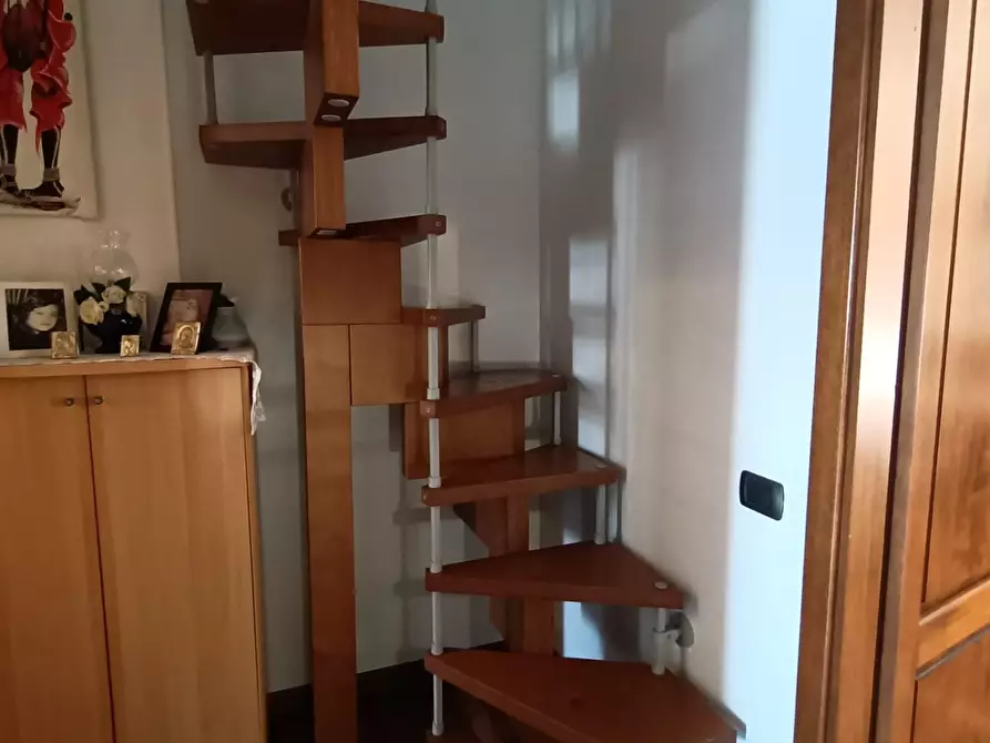 Immagine 16 di Villetta a schiera in vendita  a Carrara