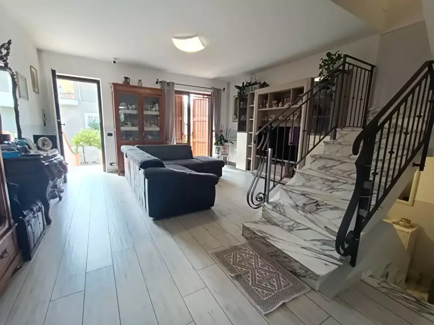 Immagine 6 di Villetta a schiera in vendita  a Carrara