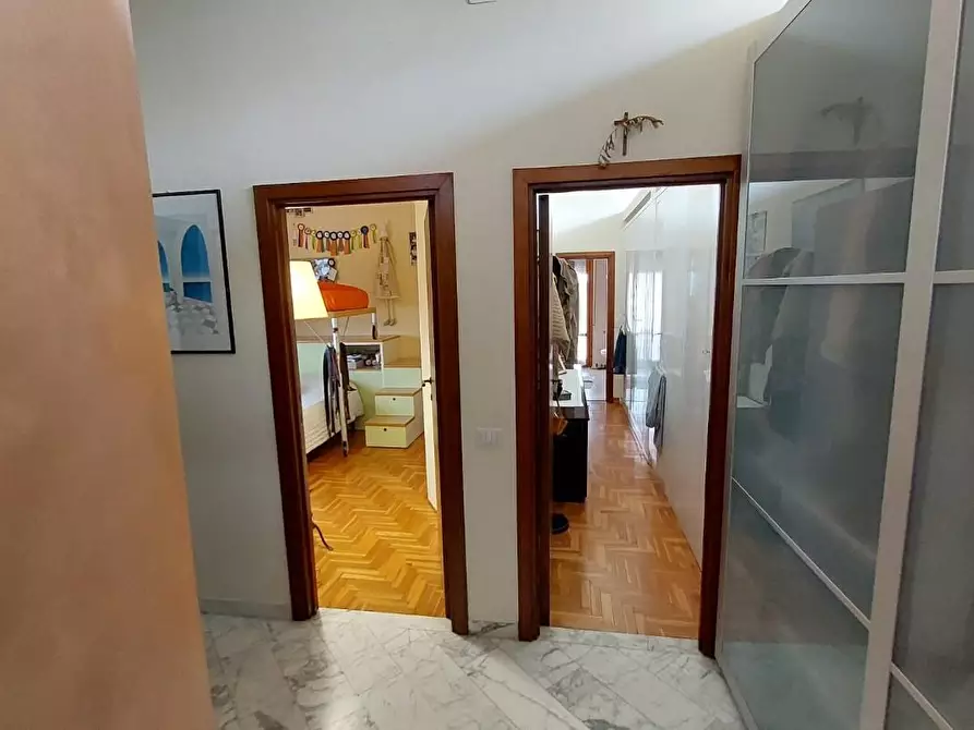 Immagine 11 di Appartamento in vendita  a Santa Croce Sull'arno