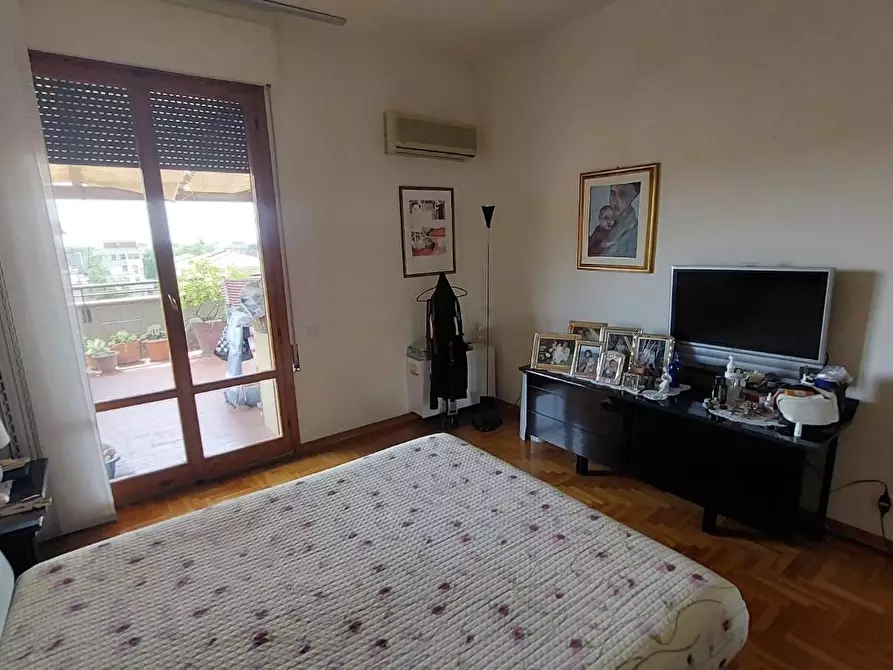 Immagine 12 di Appartamento in vendita  a Santa Croce Sull'arno