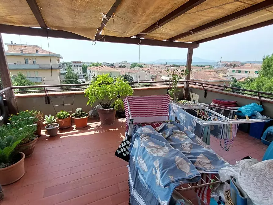 Immagine 15 di Appartamento in vendita  a Santa Croce Sull'arno