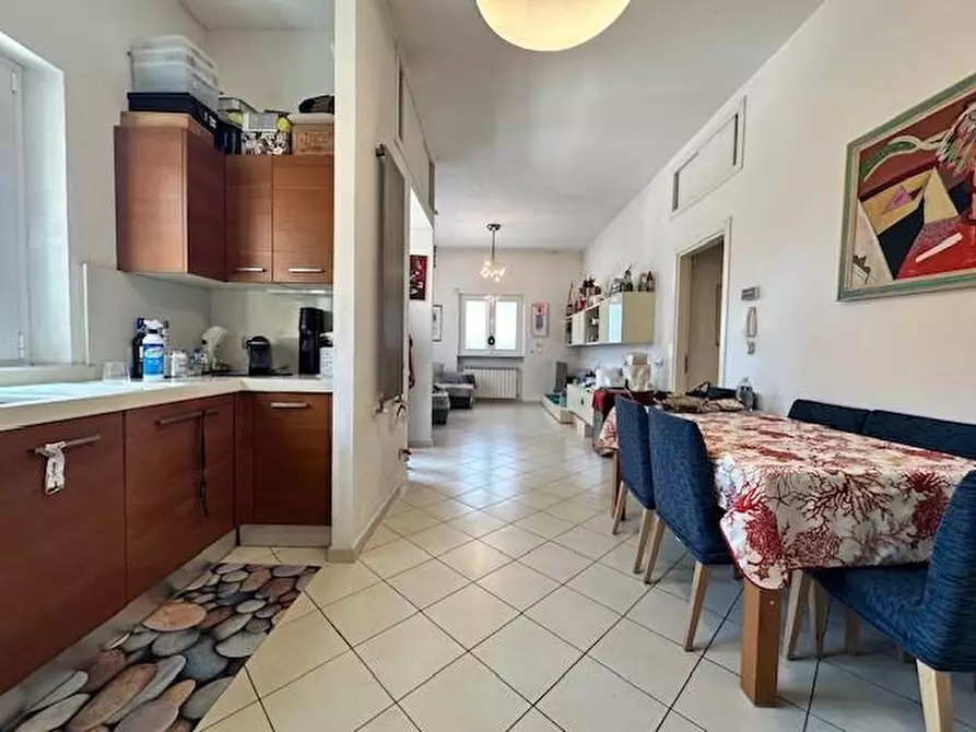 Immagine 5 di Appartamento in vendita  a Camaiore