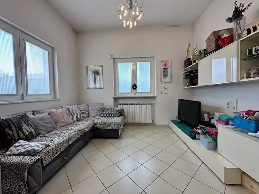 Immagine 25 di Appartamento in vendita  a Camaiore