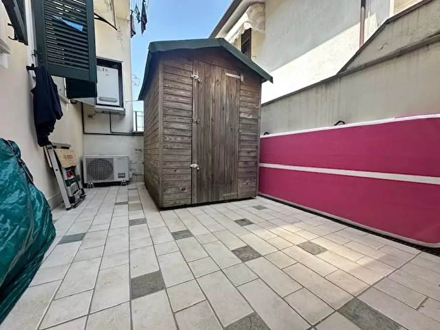 Immagine 23 di Appartamento in vendita  a Camaiore