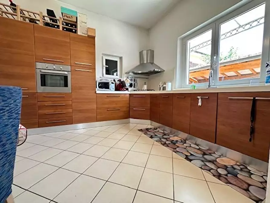 Immagine 3 di Appartamento in vendita  a Camaiore