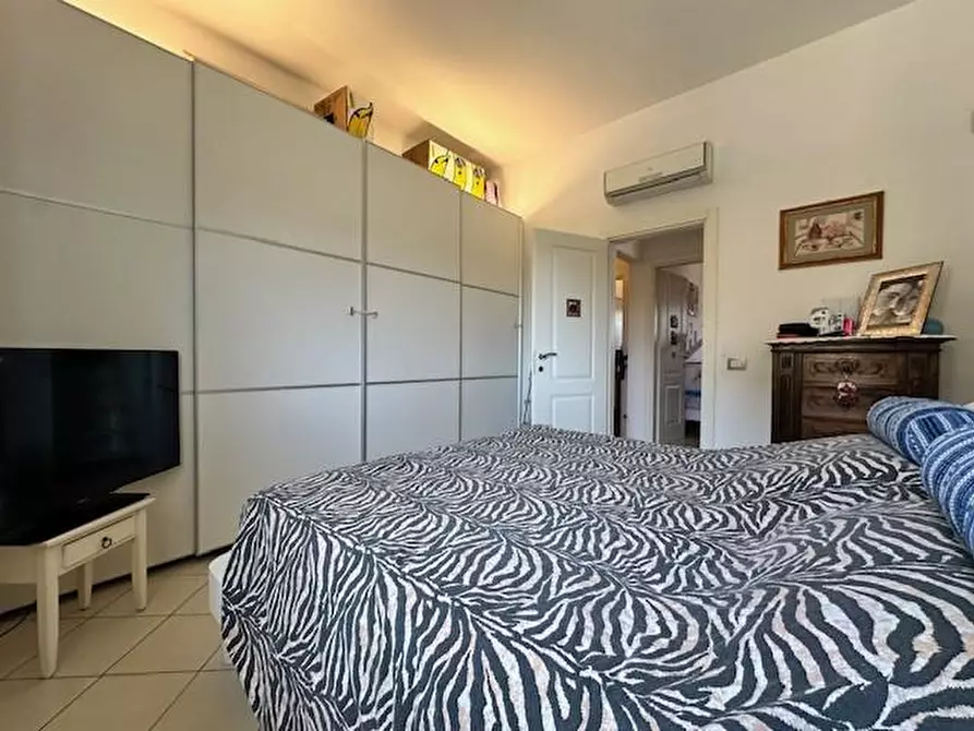 Immagine 36 di Appartamento in vendita  a Camaiore