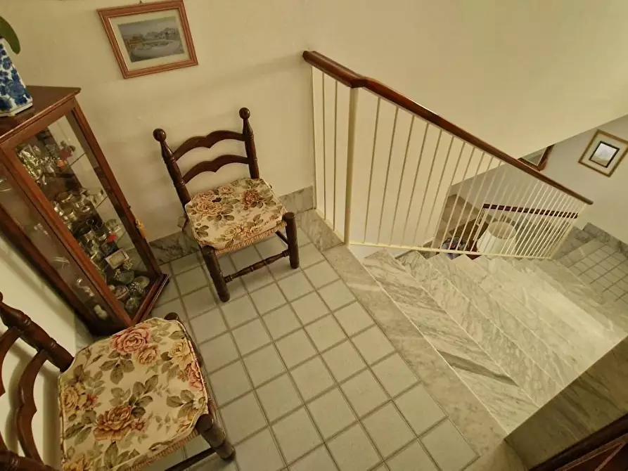 Immagine 19 di Villa in vendita  a Carrara
