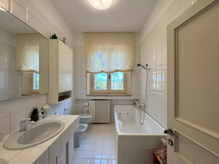 Immagine 67 di Villa in vendita  a Cerreto Guidi