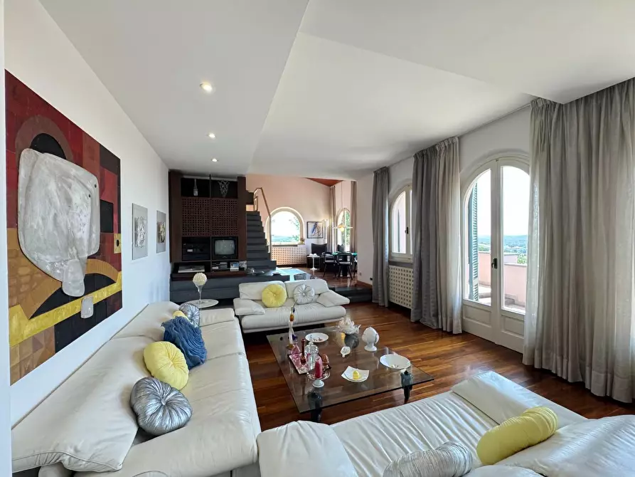 Immagine 41 di Villa in vendita  a Cerreto Guidi