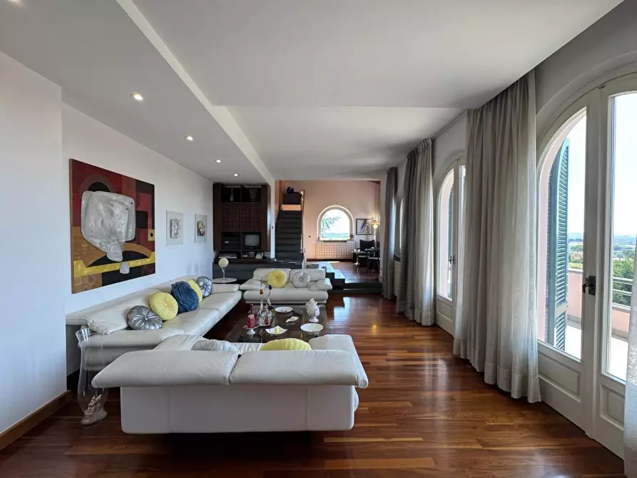 Immagine 25 di Villa in vendita  a Cerreto Guidi