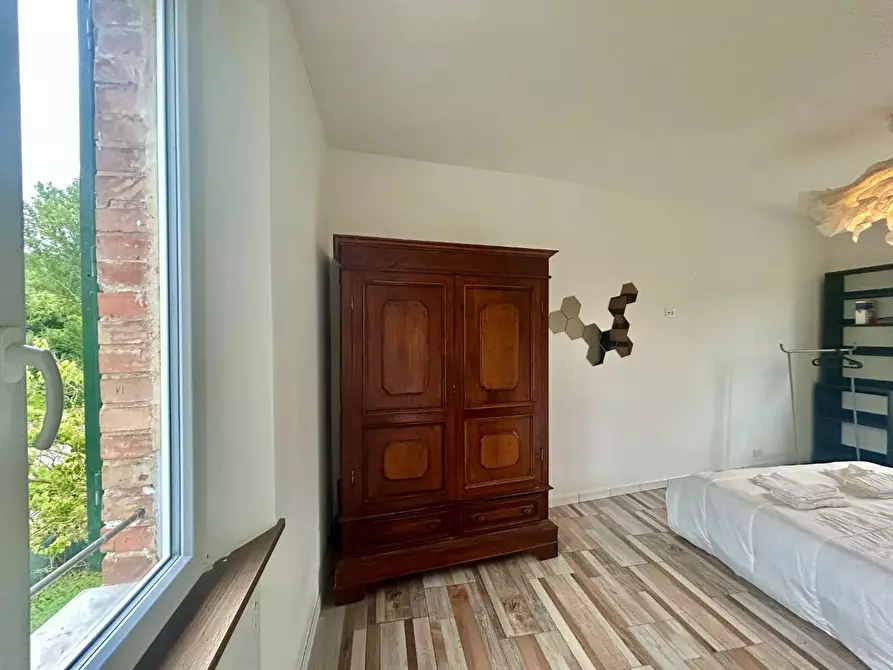 Immagine 24 di Appartamento in vendita  a Siena