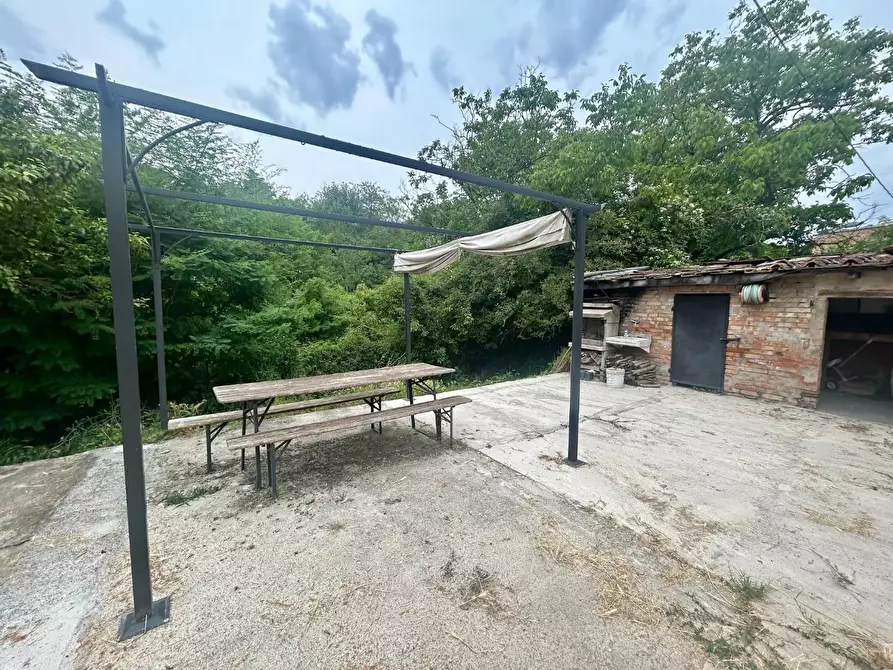 Immagine 28 di Appartamento in vendita  a Siena