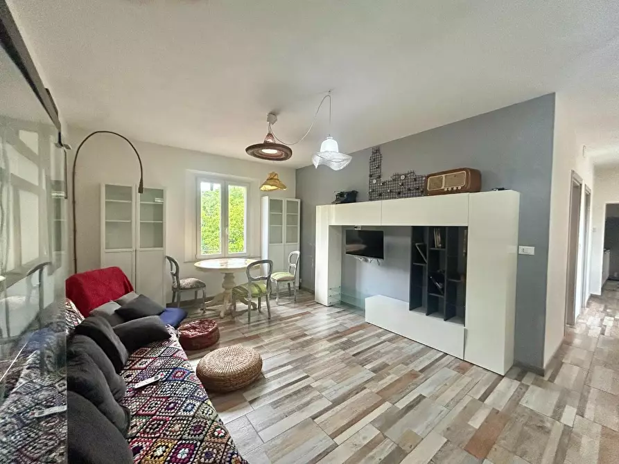 Immagine 1 di Appartamento in vendita  a Siena