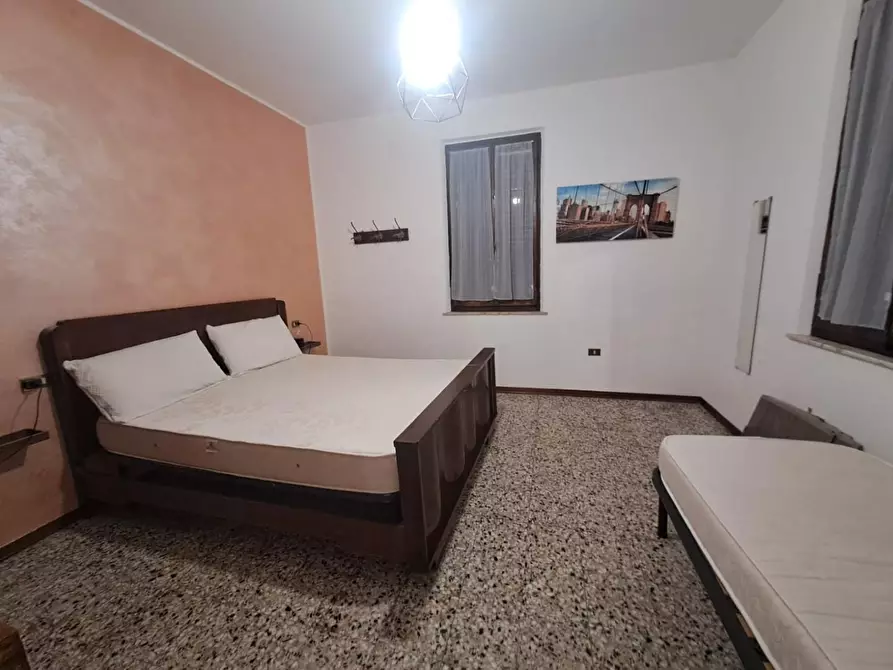 Immagine 13 di Casa indipendente in vendita  a Massa