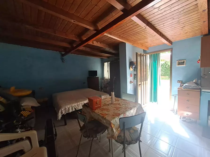 Immagine 22 di Casa indipendente in vendita  a Massa