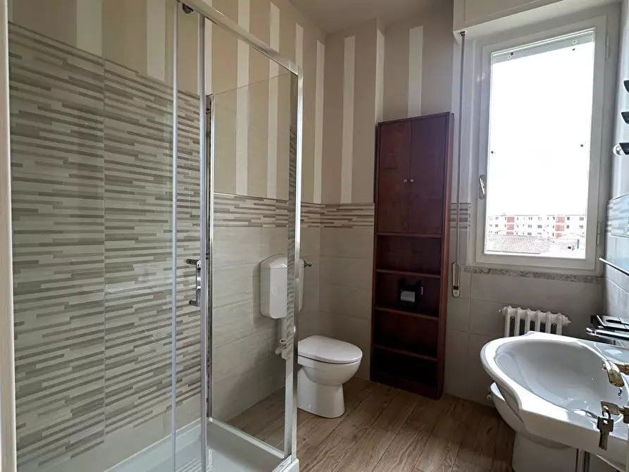 Immagine 10 di Mansarda in vendita  a Viareggio