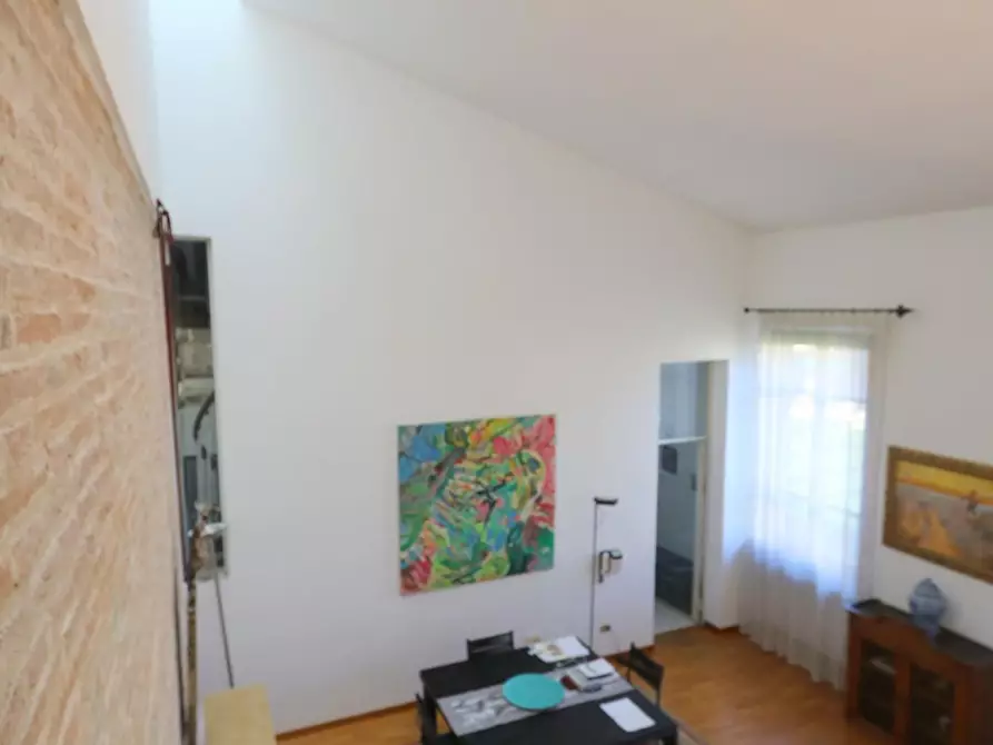 Immagine 34 di Appartamento in vendita  a Pisa