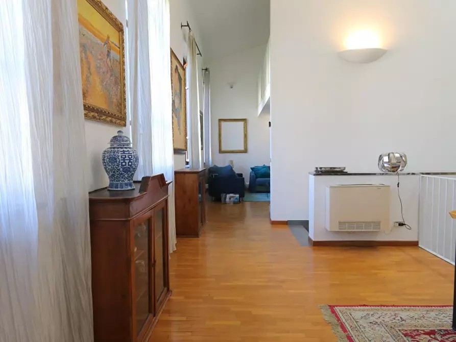 Immagine 11 di Appartamento in vendita  a Pisa