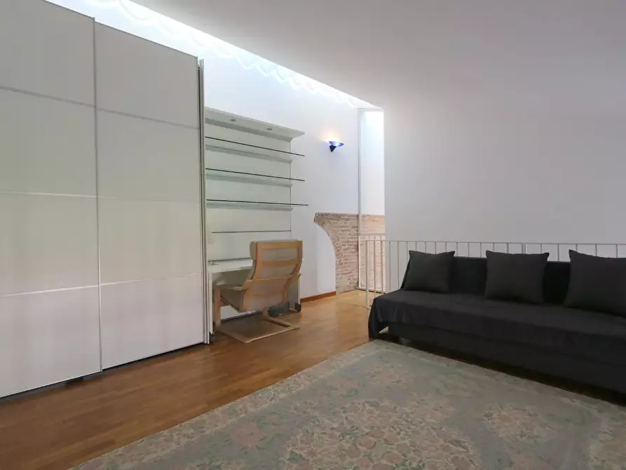 Immagine 31 di Appartamento in vendita  a Pisa