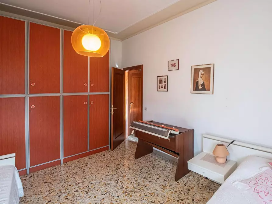 Immagine 8 di Appartamento in vendita  a Siena