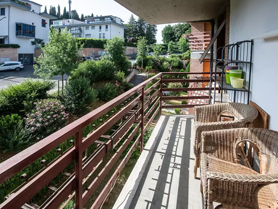 Immagine 15 di Appartamento in vendita  a Siena