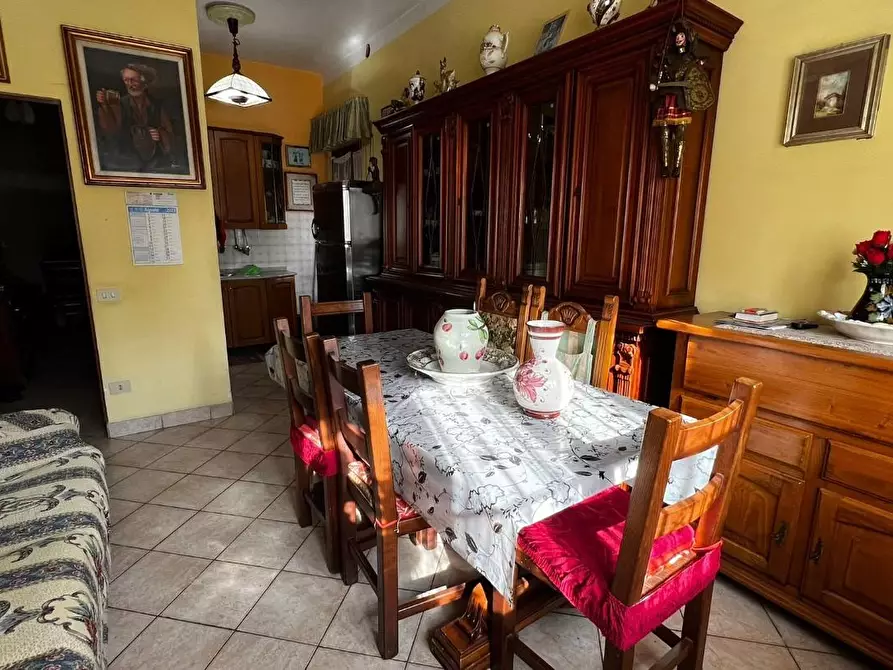 Immagine 6 di Appartamento in vendita  a Viareggio