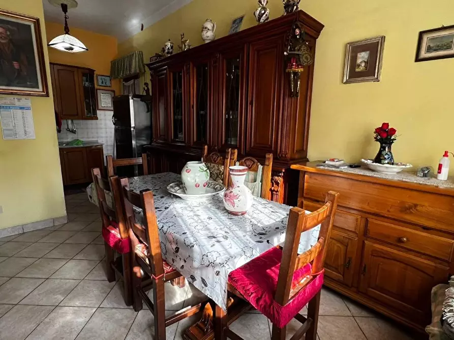 Immagine 5 di Appartamento in vendita  a Viareggio