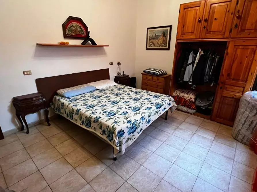 Immagine 43 di Appartamento in vendita  a Viareggio