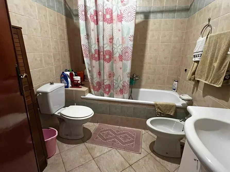 Immagine 41 di Appartamento in vendita  a Viareggio