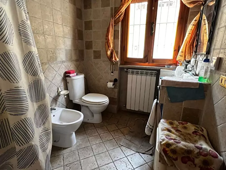 Immagine 36 di Appartamento in vendita  a Viareggio