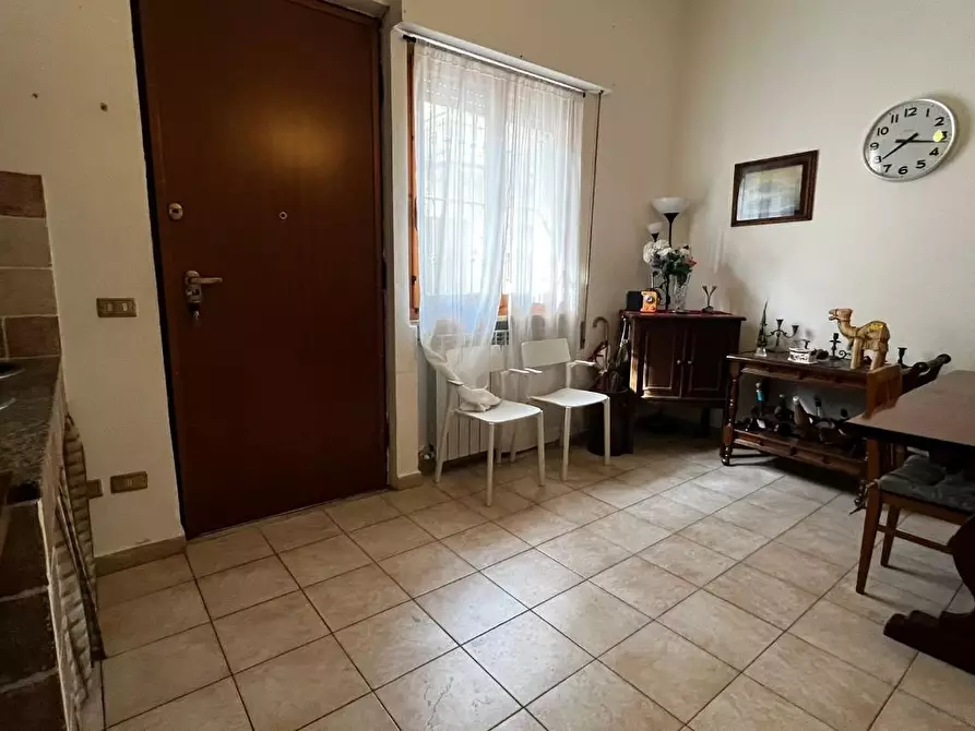 Immagine 10 di Appartamento in vendita  a Viareggio