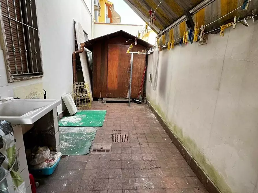 Immagine 52 di Appartamento in vendita  a Viareggio