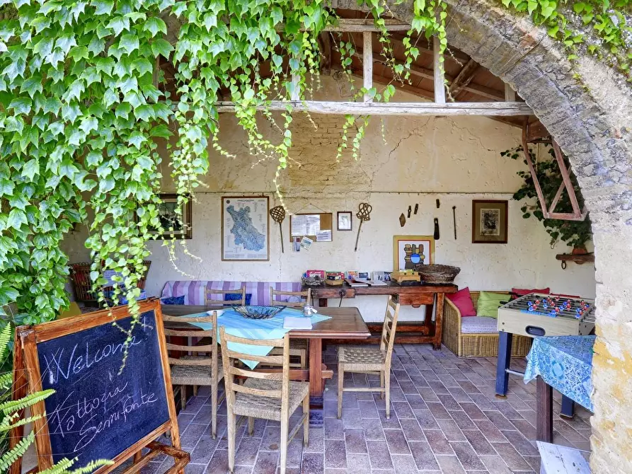 Immagine 9 di Casa colonica in vendita  a Barberino Tavarnelle