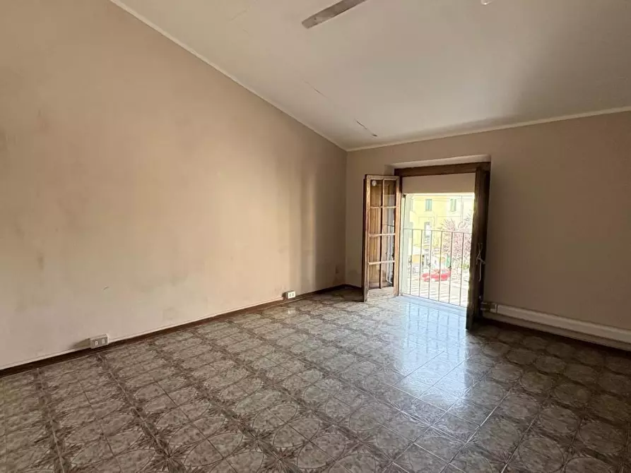 Immagine 12 di Appartamento in vendita  a Lucca