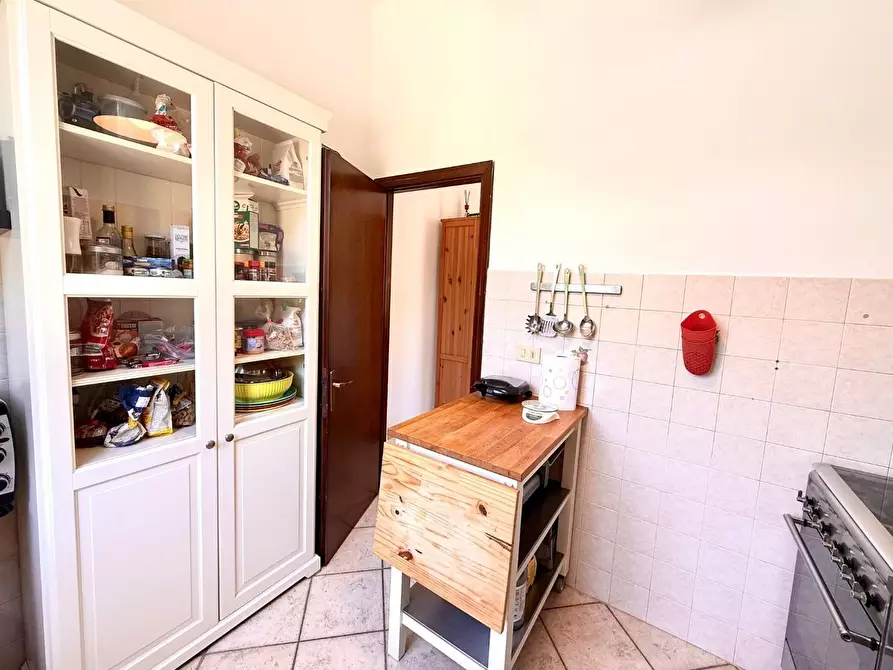 Immagine 4 di Appartamento in vendita  a Siena