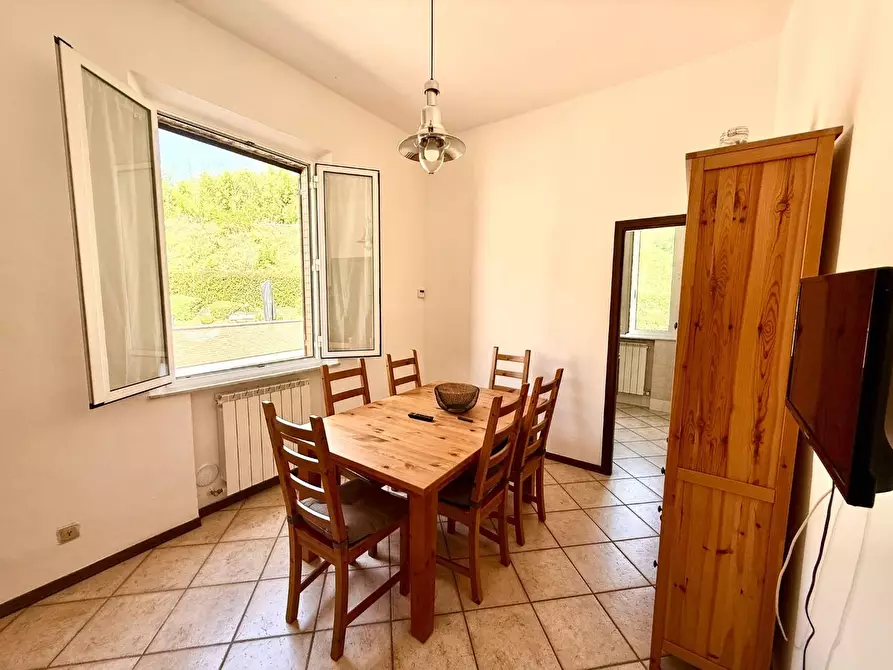 Immagine 1 di Appartamento in vendita  a Siena