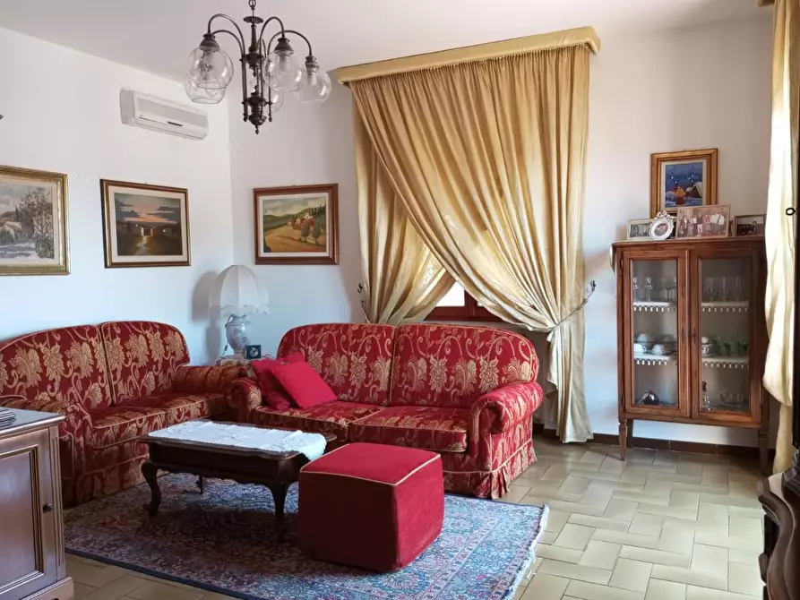 Immagine 1 di Casa bifamiliare in vendita  a Fucecchio