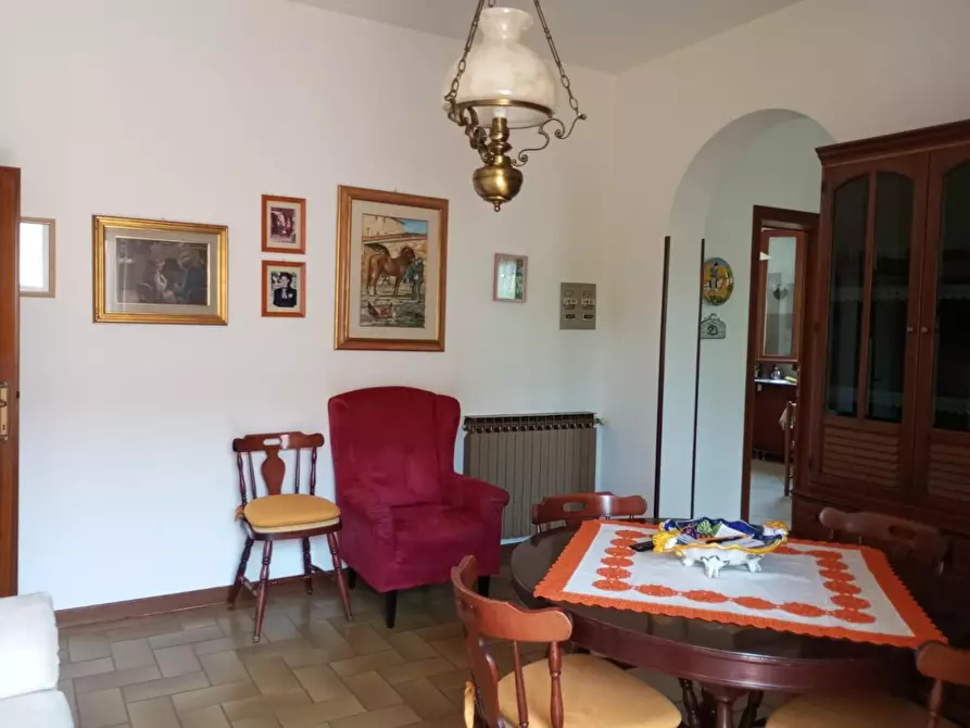 Immagine 8 di Casa bifamiliare in vendita  a Fucecchio