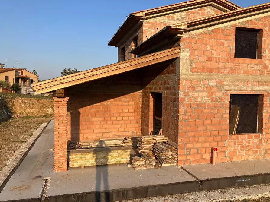 Immagine 4 di Casa semindipendente in vendita  a Bucine