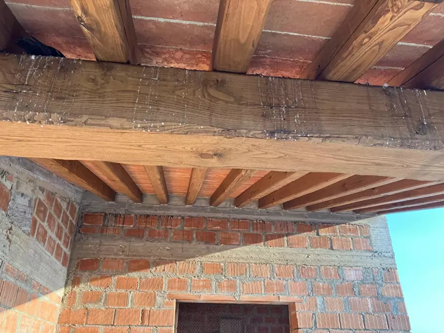 Immagine 6 di Casa semindipendente in vendita  a Bucine