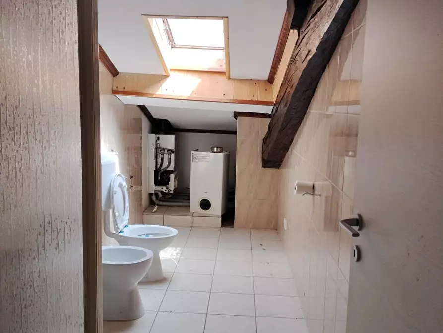 Immagine 12 di Appartamento in vendita  a Cadelbosco Di Sopra