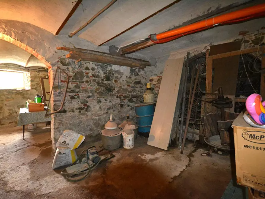 Immagine 20 di Casa bifamiliare in vendita  a Lucca