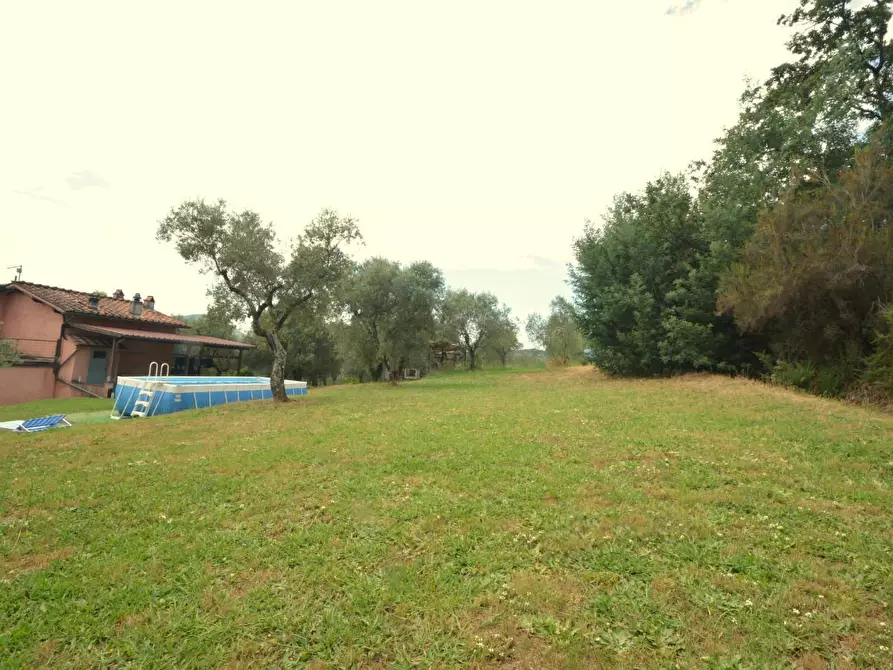 Immagine 24 di Casa bifamiliare in vendita  a Lucca