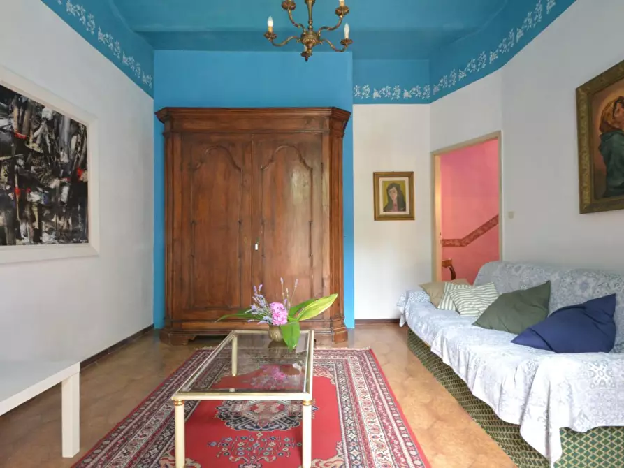 Immagine 4 di Casa bifamiliare in vendita  a Lucca