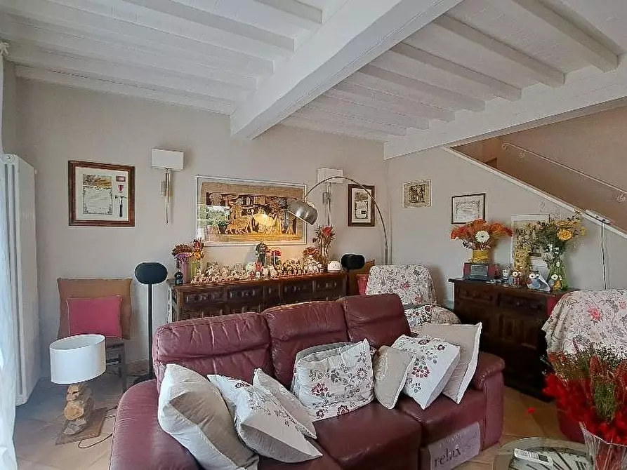 Immagine 18 di Casa bifamiliare in vendita  a Calcinaia