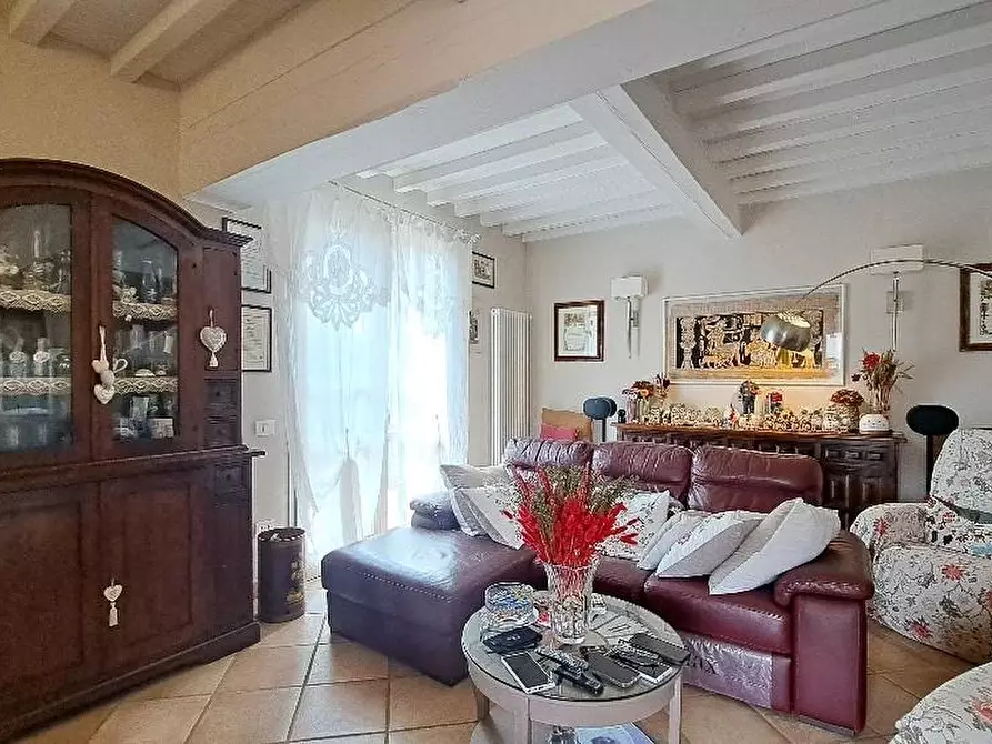 Immagine 17 di Casa bifamiliare in vendita  a Calcinaia