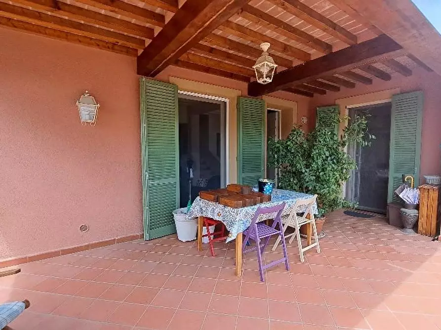 Immagine 15 di Casa bifamiliare in vendita  a Calcinaia