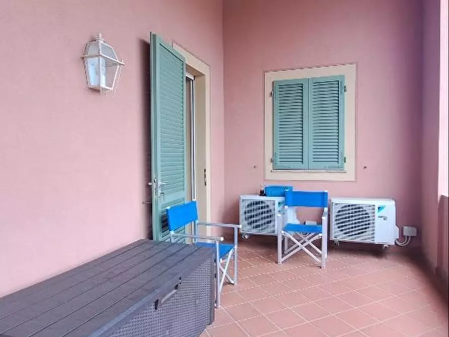 Immagine 50 di Casa bifamiliare in vendita  a Calcinaia